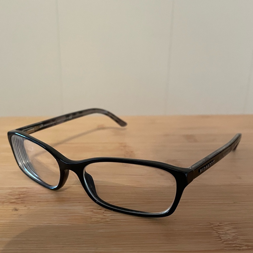 Burberry Nova check Glasses and case